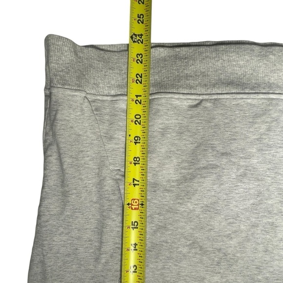 Lululemon Scuba Pullover Heathered Core Ultra Light Grey Size 4 - Picture 9 of 16